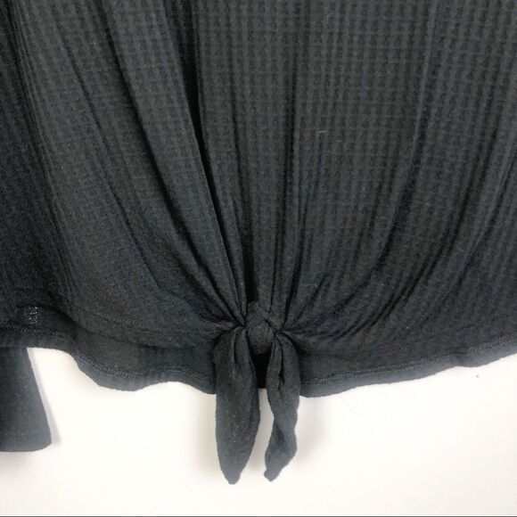EXPRESS | Waffle Knit Black Long Sleeve Top Tie Front Scoopneck Women’s Large - Picture 5 of 9